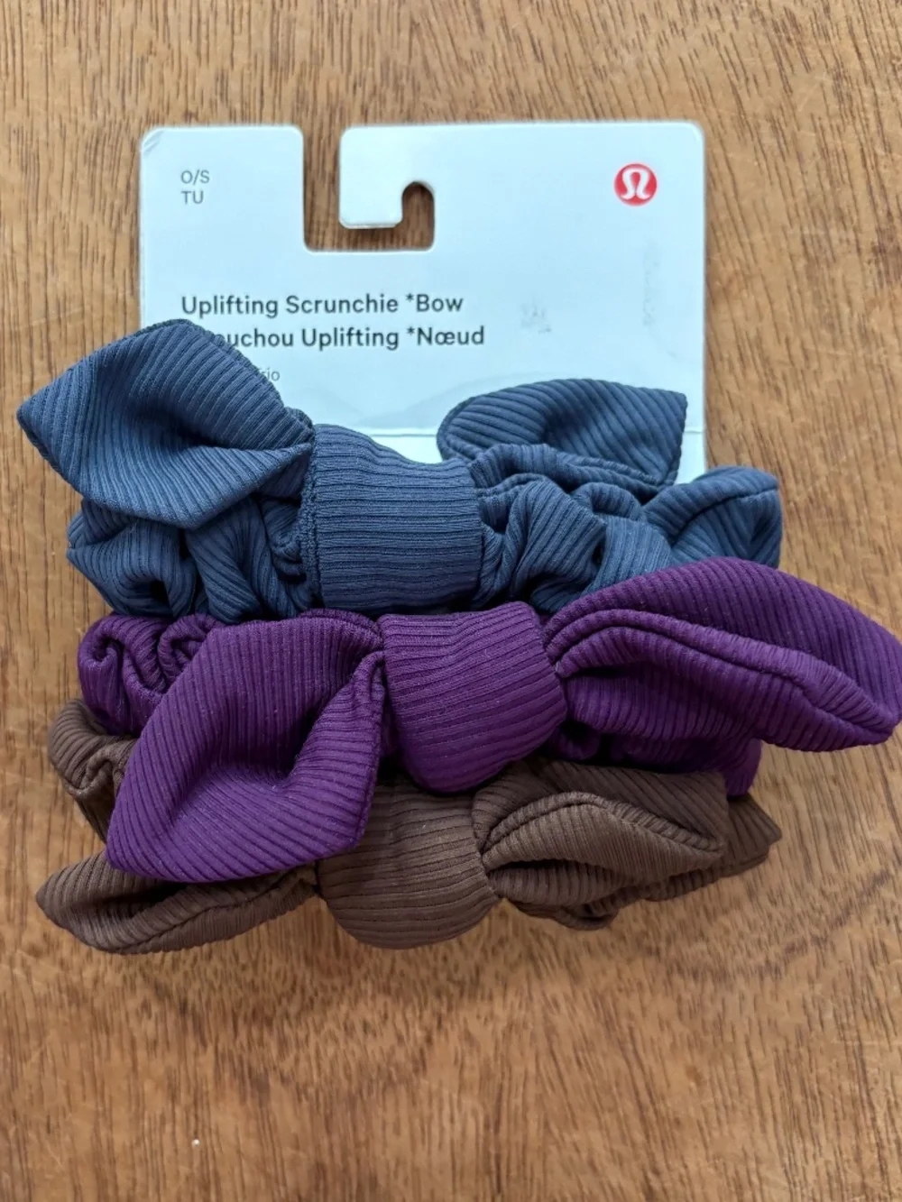 Lululemon uplifting scrunchie bow three pack